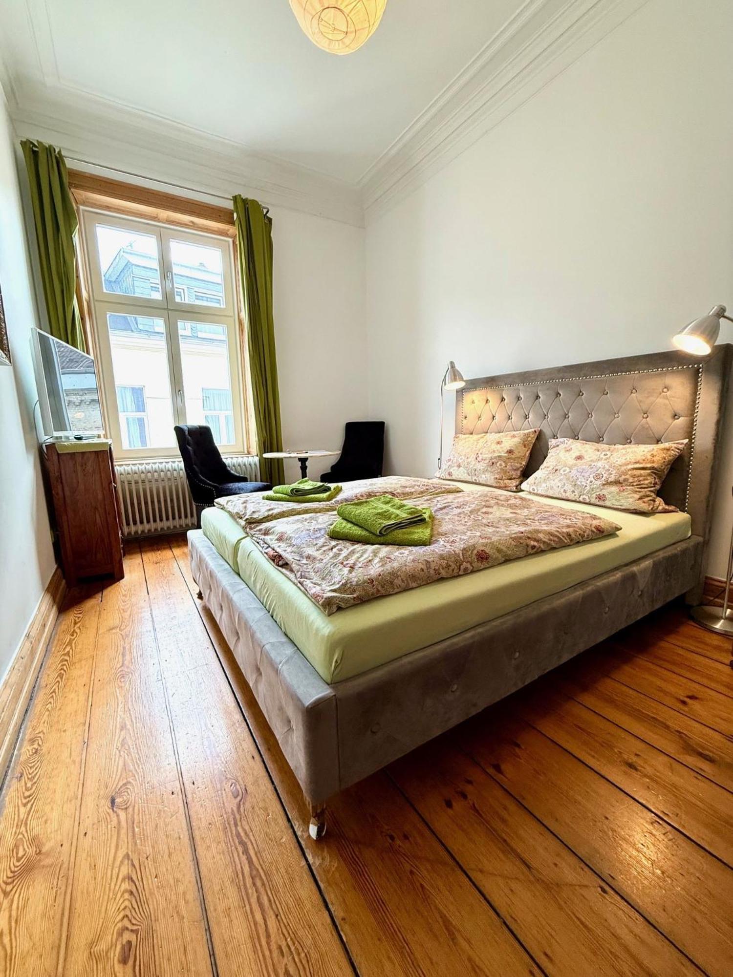 Gaestezimmer Am Hansaplatz Amburgo Esterno foto